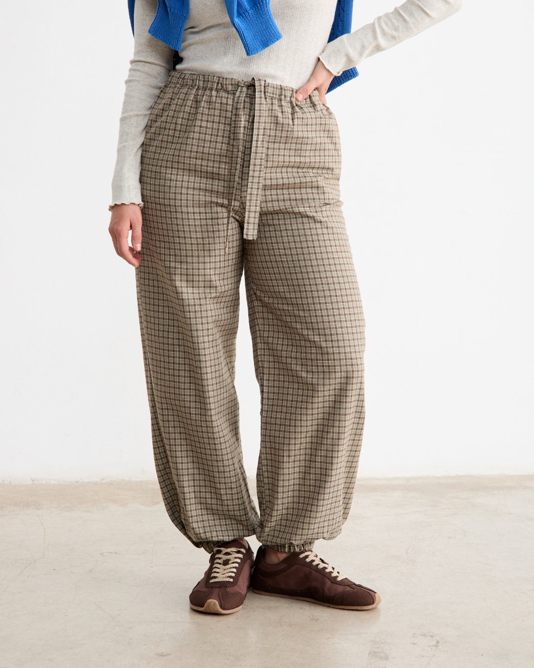 Hose June Karomuster