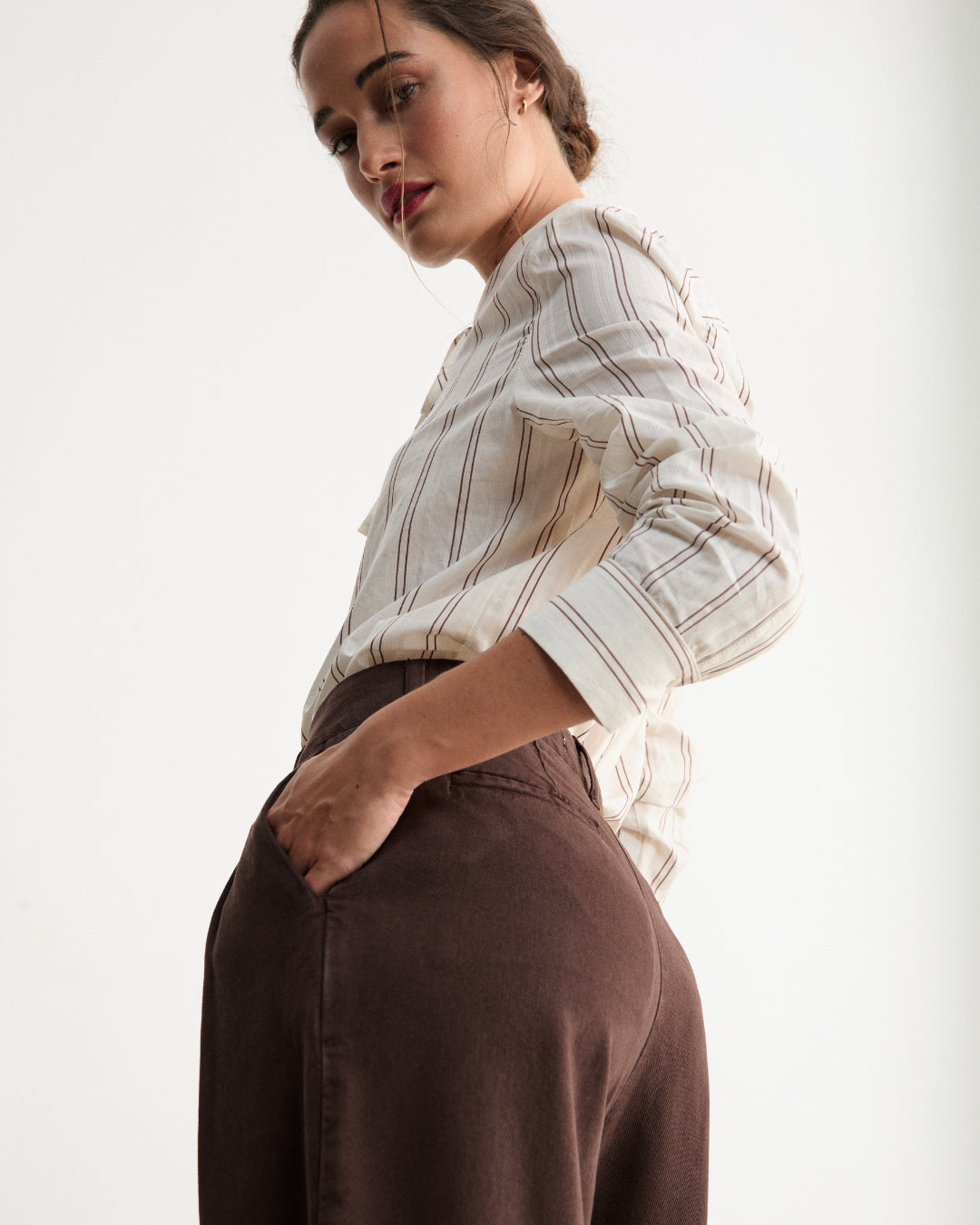Hose Laia Braun